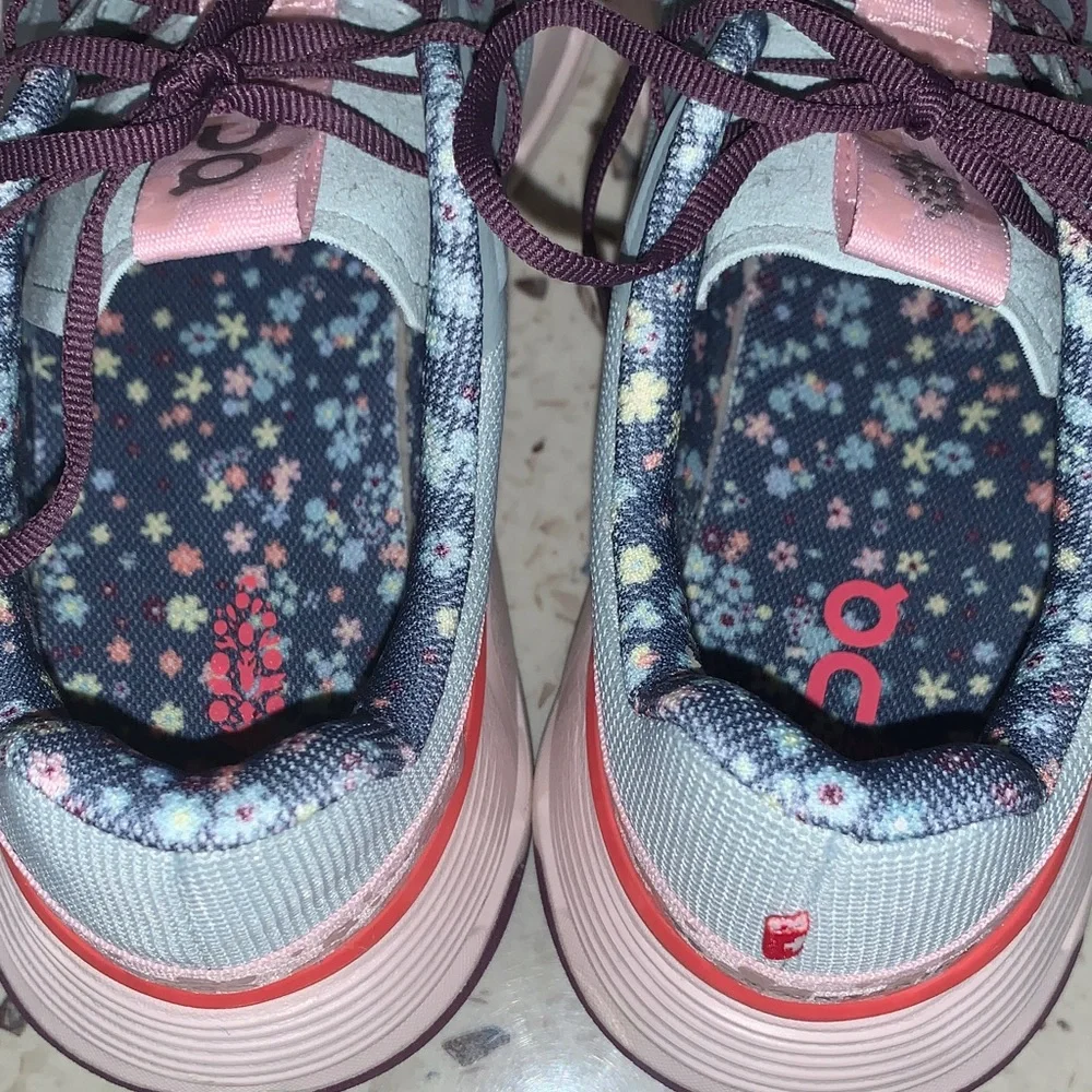 Free People ON Running Women's Sneakers - Blue and Pink/ Free People - Picture 2 of 6